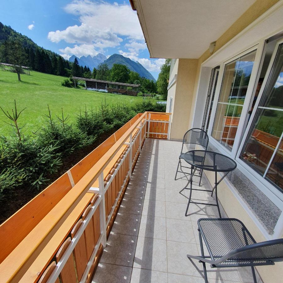 Apartma Rozle Mojstrana Extérieur photo